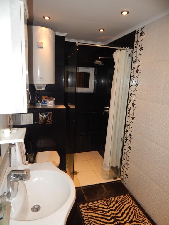 Ivet Guest Rooms Varna Eksteriør billede